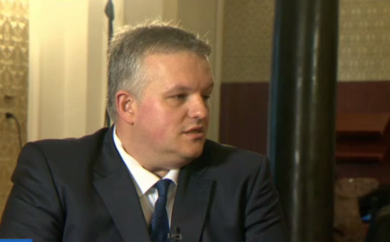 Антон Тонев каза кога ще премахнат зеления сертификат