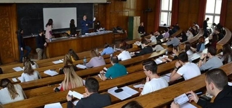 МОН обмисля варианти за обединяване на университети