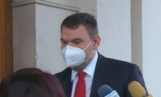Делян Пеевски: Просто Киро да разбере, че превръщането му в слуга на олигархията ще го доведе до провал