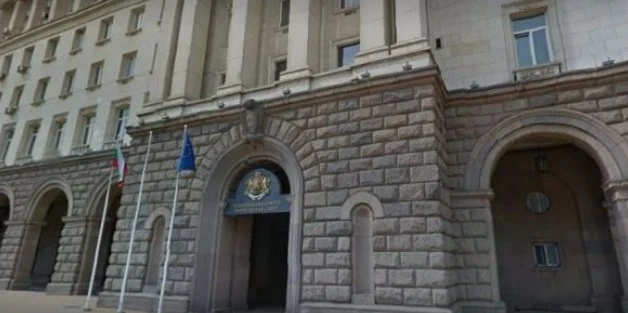 Официално: В Министерския съвет вече се влиза само със зелен сертификат
