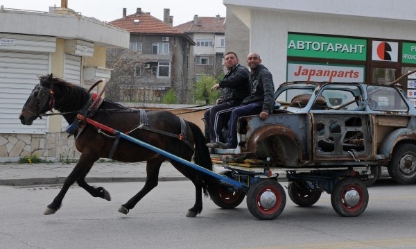 Забраняват конските каруци в цяла София от 1 юни