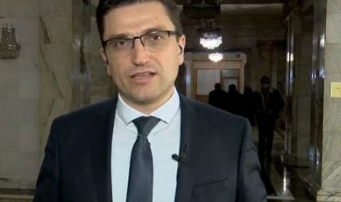 Венко Сабрутев: Опозицията играе със страховете на хората