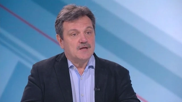 Д-р Симидчиев: Ваксинационната кампания е в най-ниската си точка