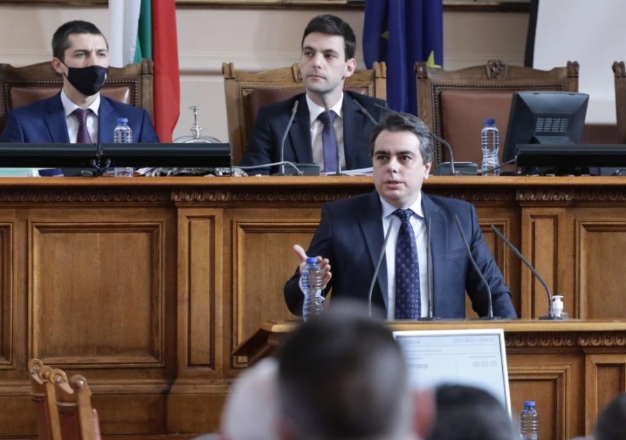 Асен Василев: Не се предвижда закриване на допълнителни мощности в Марица-изток