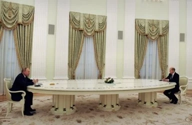 Олаф Шолц днес ще разговаря с Путин