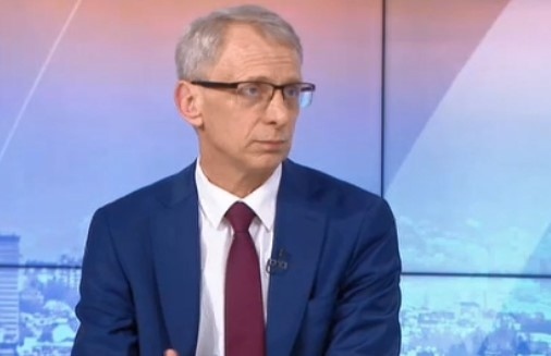 МОН обмисля цялостна промяна на графика на учебната година