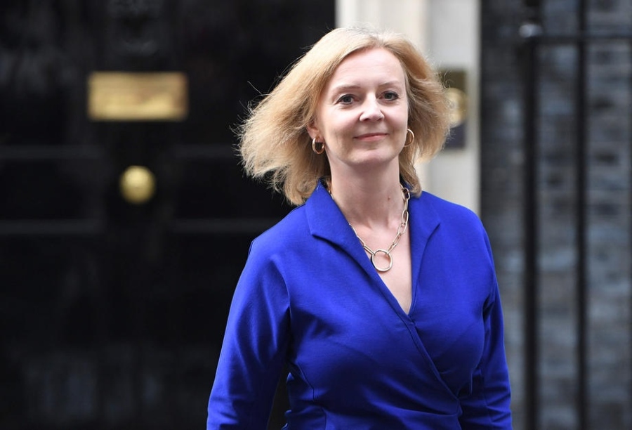 Великобритания замрази авоарите на три руски банки