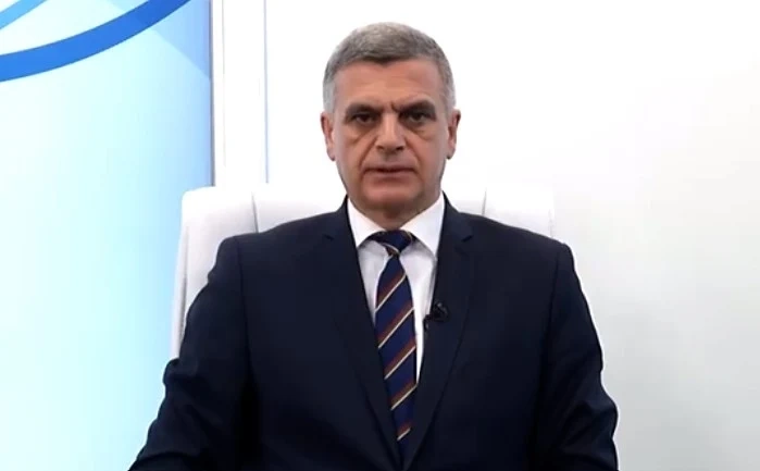 Янев към Петков - отново във Фейсбук: Не съм твой министър, нито съм бил, нито ще бъда