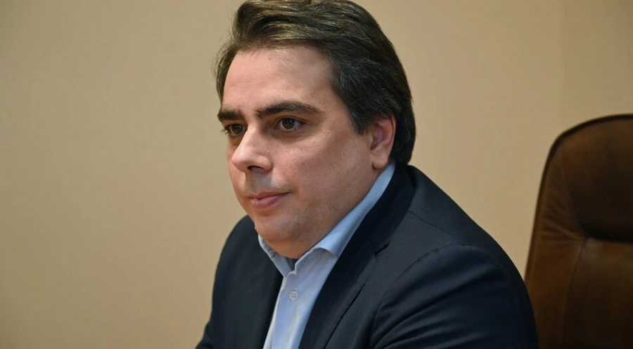 Асен Василев: Ще се борим с всички процеси, насочени срещу българския интерес