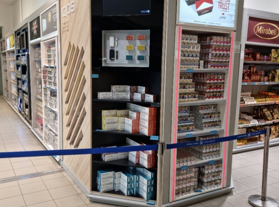 Летище София въведе странна забрана за износ на цигари за