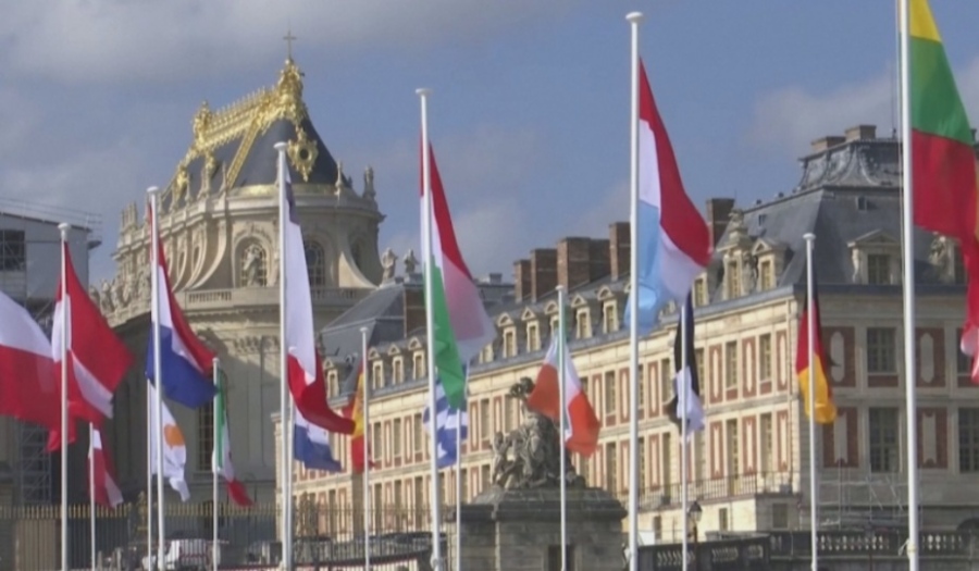 Среща на върха за Украйна във Версай. Кирил Петков ще участва