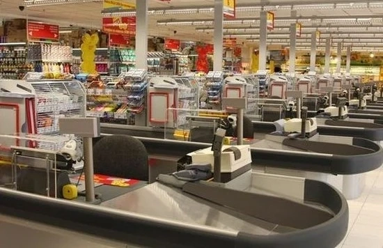 Голяма верига у нас спря продажбите на руски алкохол!