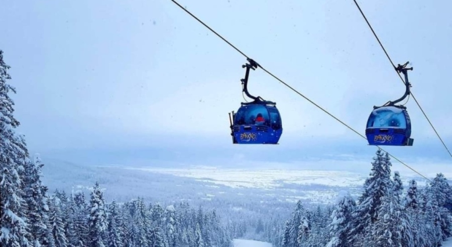 В Банско има 2.5 метра сняг и пистите работят