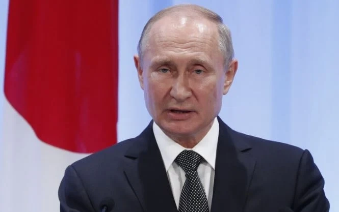 Макрон и Шолц призоваха Путин да спре незабавно войната