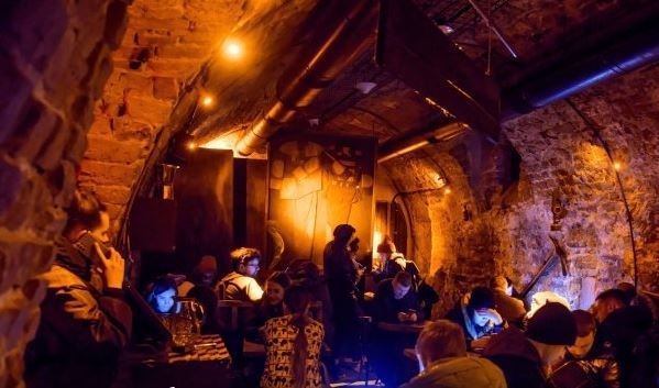 Експлозии и обстрел в Лвов - градът, приютил стотици хиляди бежанци от цяла Украйна