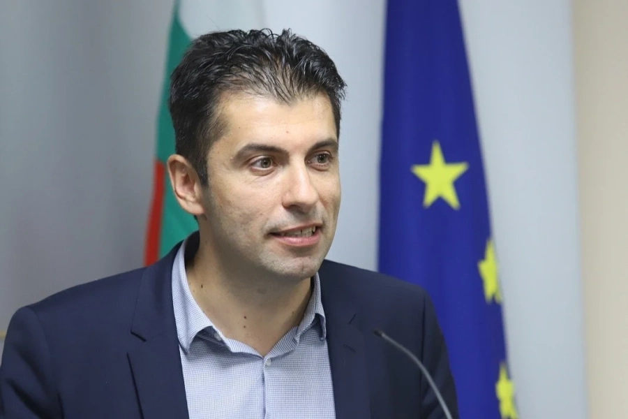 Камала Харис и Кирил Петков разговаряха по телефона