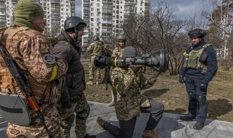 САЩ ще дадат на Украйна системи за противовъздушна отбрана и дронове