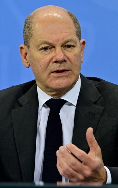 Шолц: НАТО няма да се намесва с военна сила във войната в Украйна