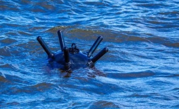 Рибарите да не влизат в морето заради опасните мини във водата