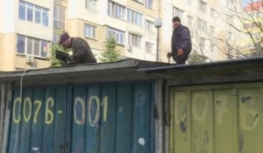 Премахват гаражни клетки в столичния кв. Стрелбище