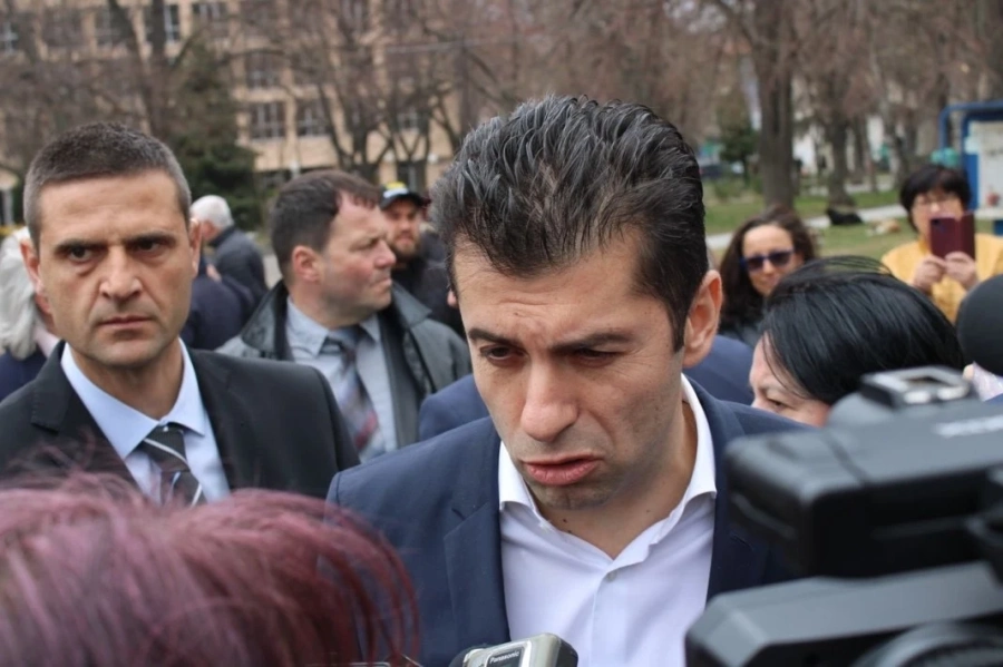 Кирил Петков: България не е обещавала дата за отпадане на ветото за РСМ