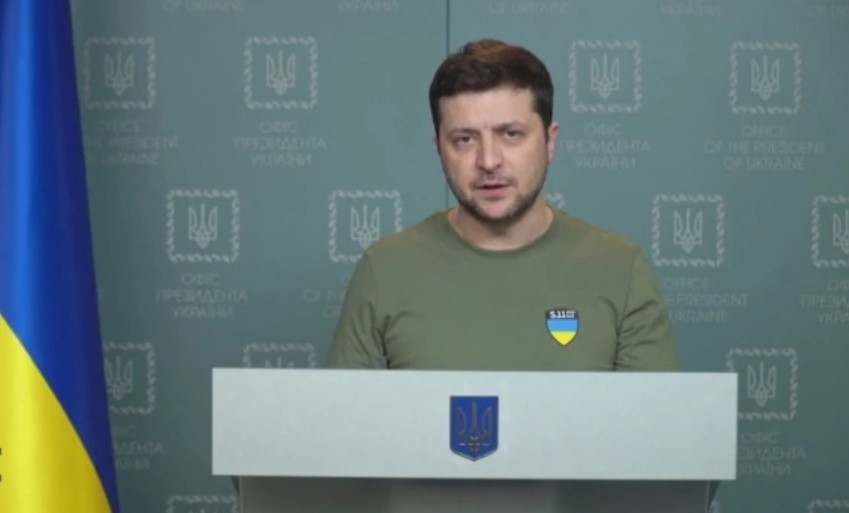 Зеленски: Над 3000 души са евакуирани от Мариупол