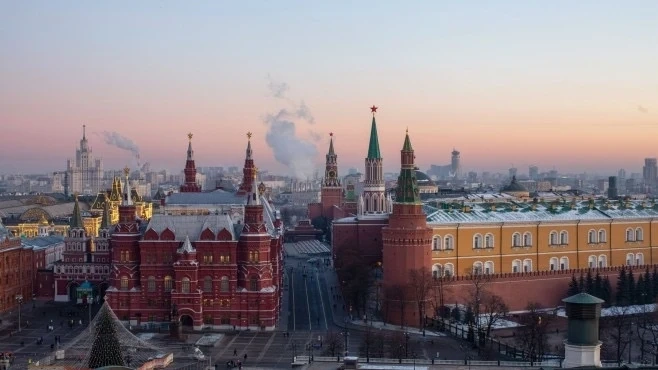 Москва въвежда визови ограничения за неприятелските страни