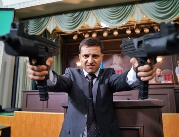 Слуга на народа с Володомир Зеленски тръгва по българския ефир