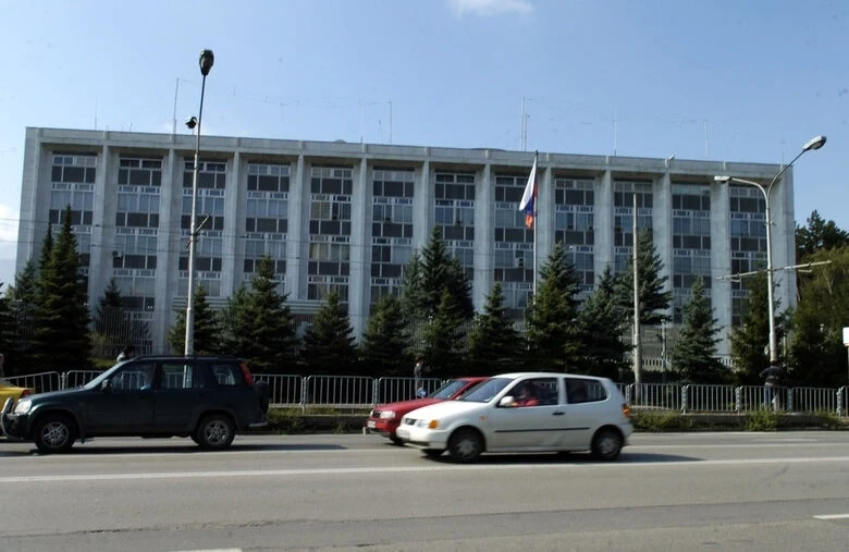 Руското посолство с гневна реакция заради площад Героите на Украйна