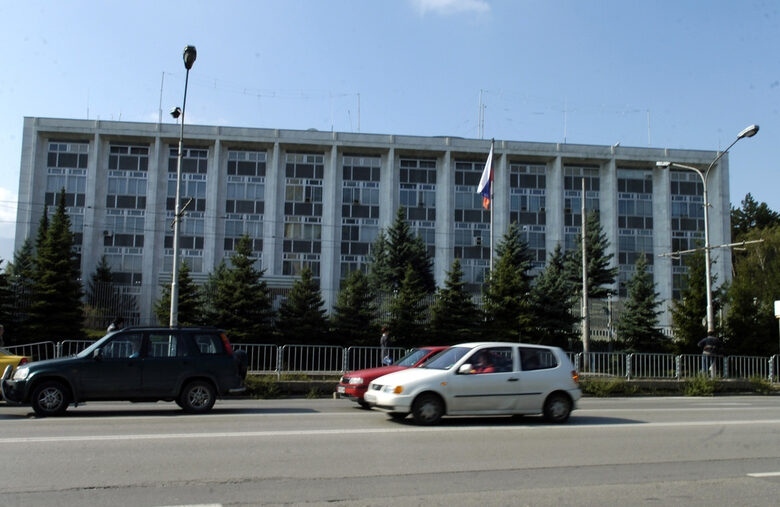 Руското посолство с гневна реакция заради площад Героите на Украйна