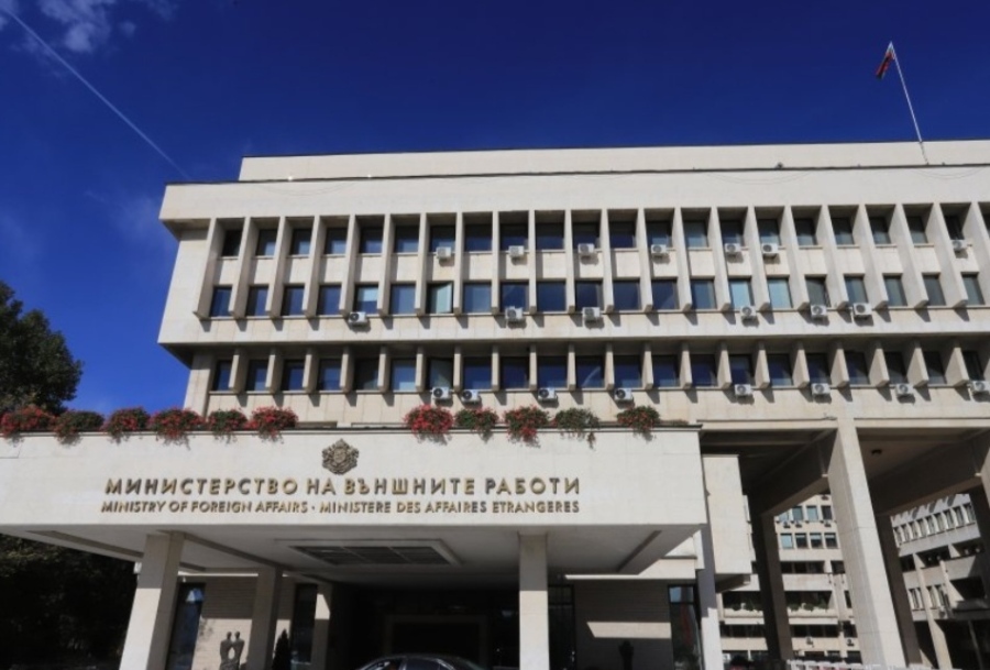 Държавната агенция за българите в чужбина преминава към МВнР