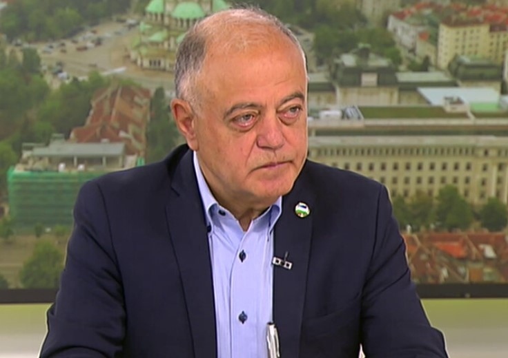 Атанасов: В парламента има огромно мнозинство за даване на оръжия на Украйна