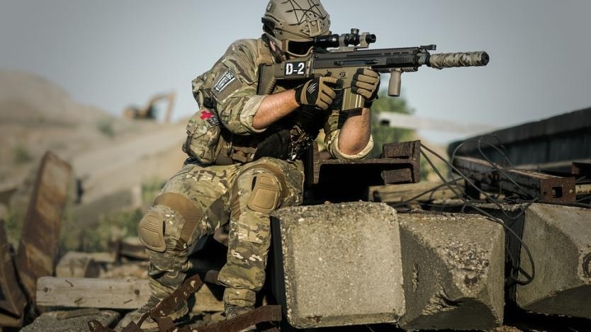 Испания доставя 200 тона военно оборудване и боеприпаси за Украйна