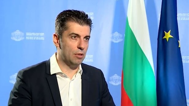 Петков: За мен е правилно да дадем военна помощ на Украйна