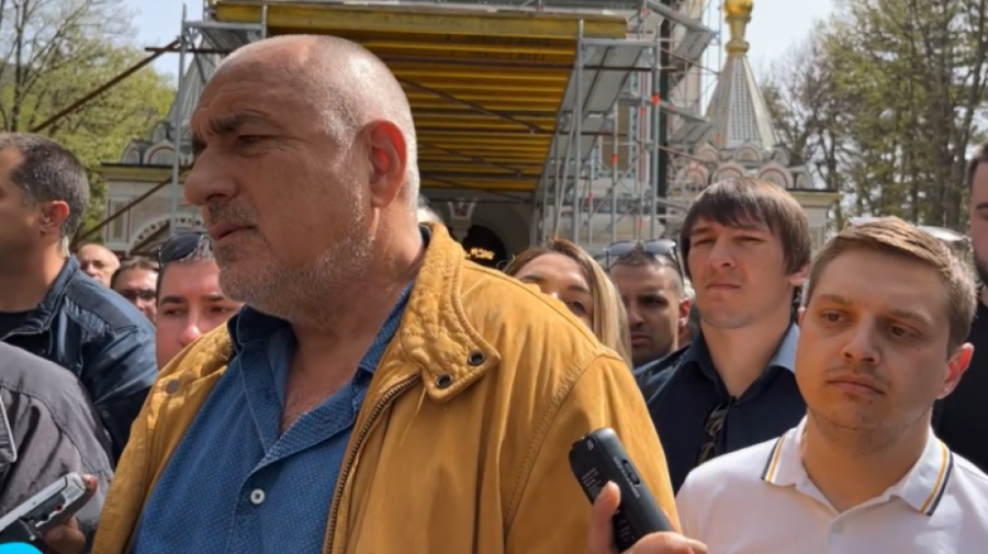 Бойко Борисов: България и в момента изнася оръжие за Украйна