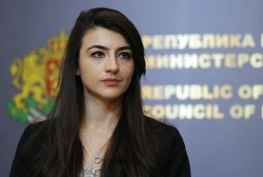 Бориславова сравни коалиционните партньори с детска градина