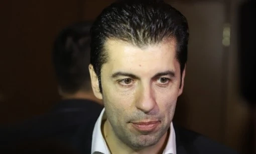 Българска делегация начело с премиера Петков заминава за Киев