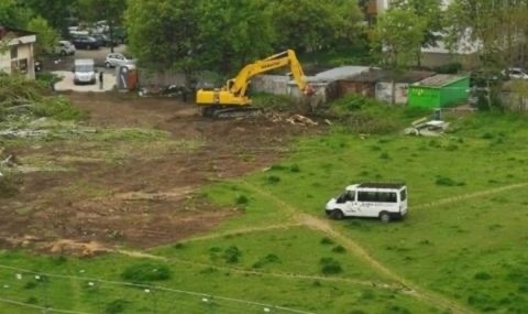 Протест срещу поредното застрояване