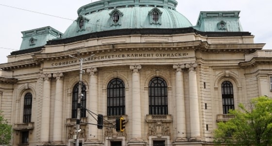 По-високи такси с 5% до 15% в 16 държавни университета