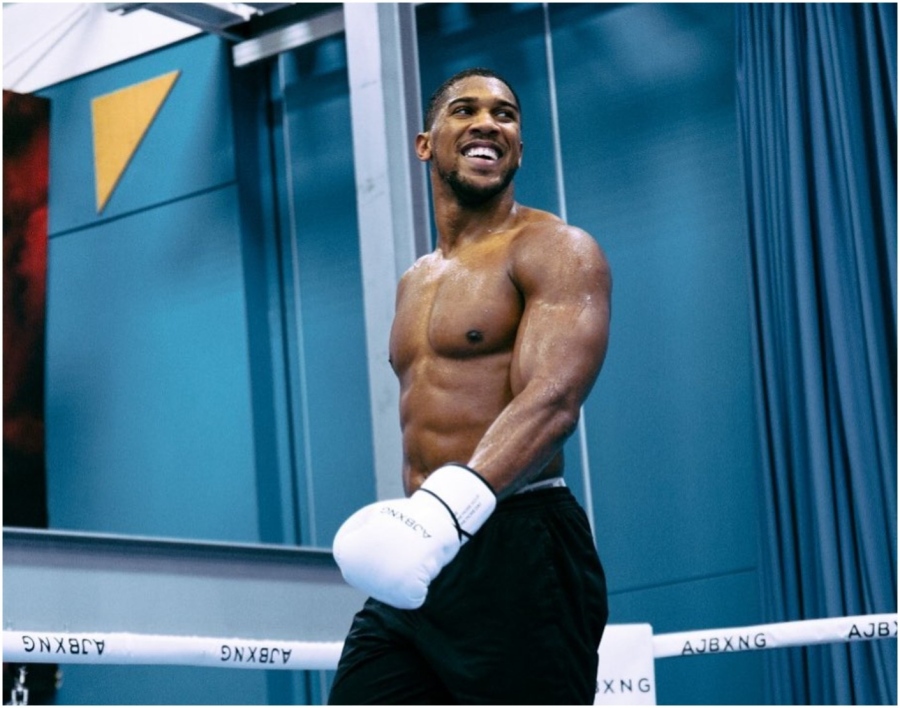 Джошуа ще търси нокаут в реванша срещу Усик