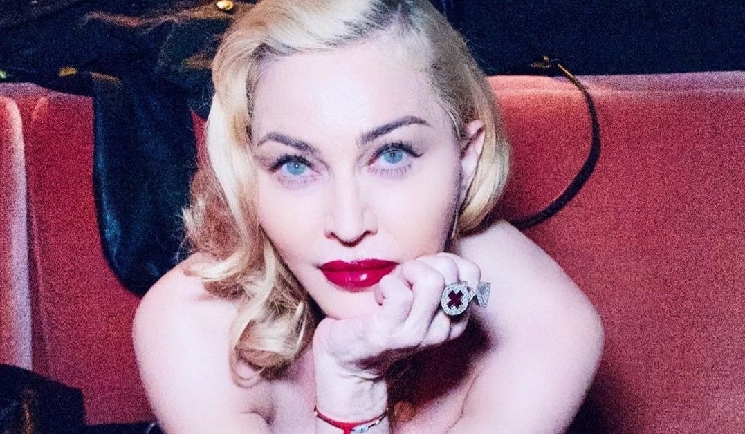 Поп иконата Мадона пожела да поговори на четири очи не