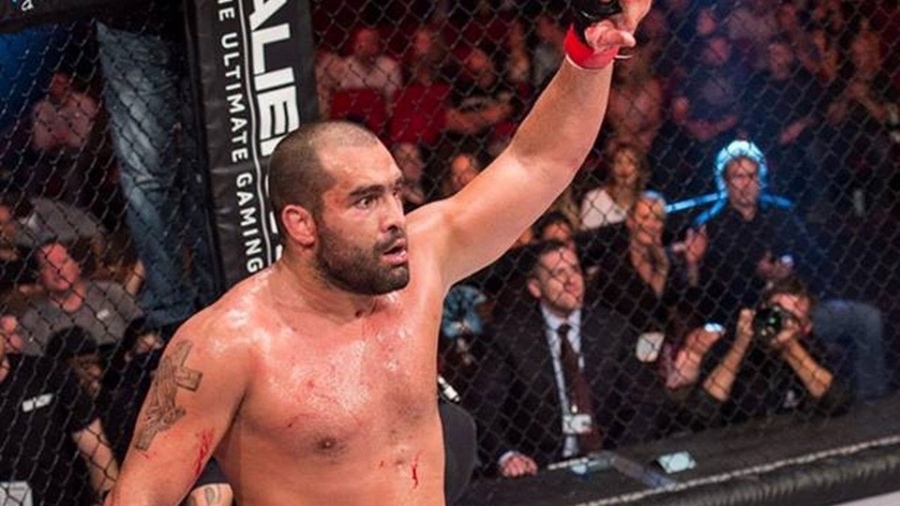 Багата се завърна с победа в UFC