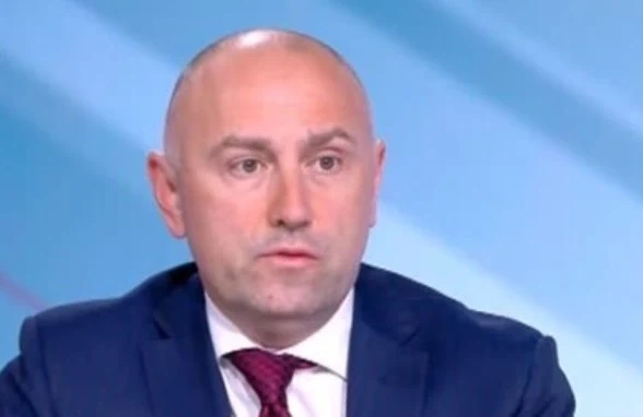 Каримански за коалицията: Продължаваме напред по някакъв начин, но компромисите са изчерпани