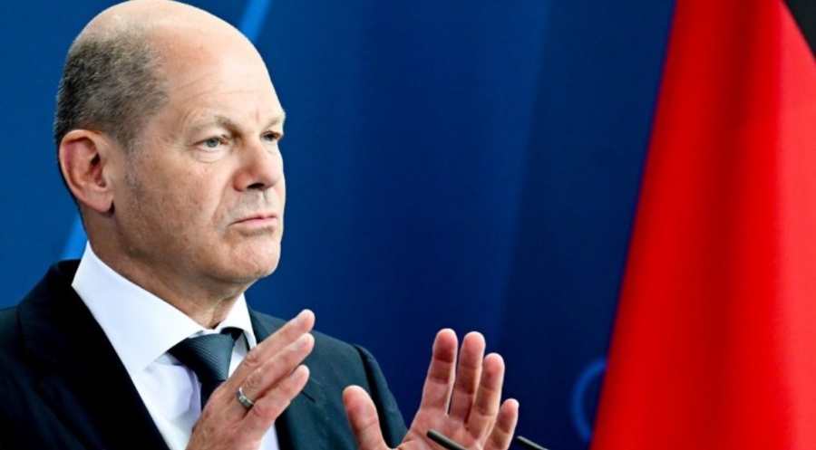 Шолц: Украйна ще трябва да се бори с последствията от войната 100 години