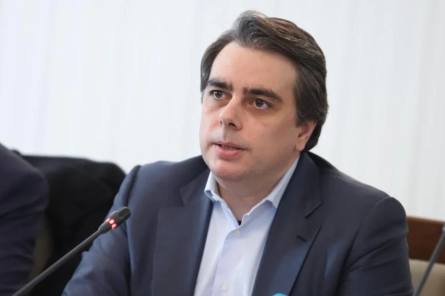 Василев: Има непотвърдена информация за смъртни случаи при строителството на Турски поток