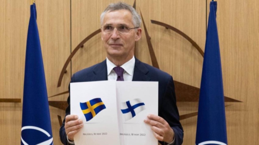 Финландия и Швеция официално подадоха молби за членство в НАТО