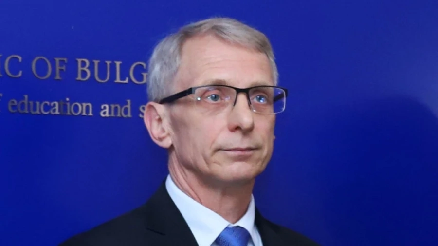 Министър Денков: Доброто образование е това, което ни учи да мислим