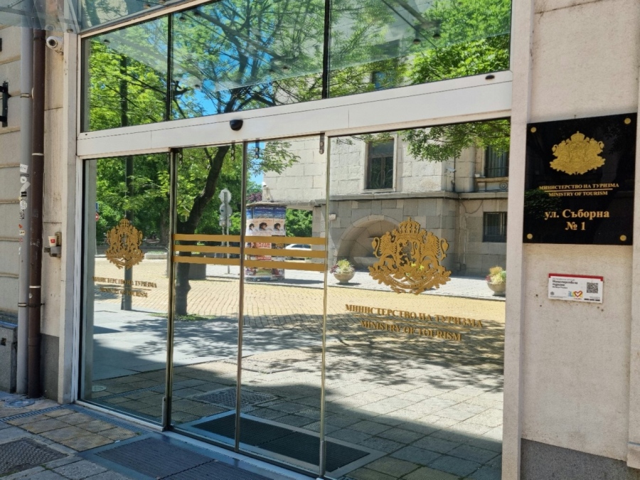 Министерството на туризма обяви новата програма за украинците от 1 юни