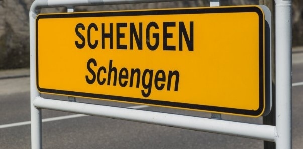 Европейската комисия настоява за приемането на страната ни в Шенген