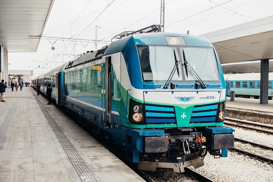 БДЖ ще подари пътуване на децата с атракционна мотриса за 1-ви юни